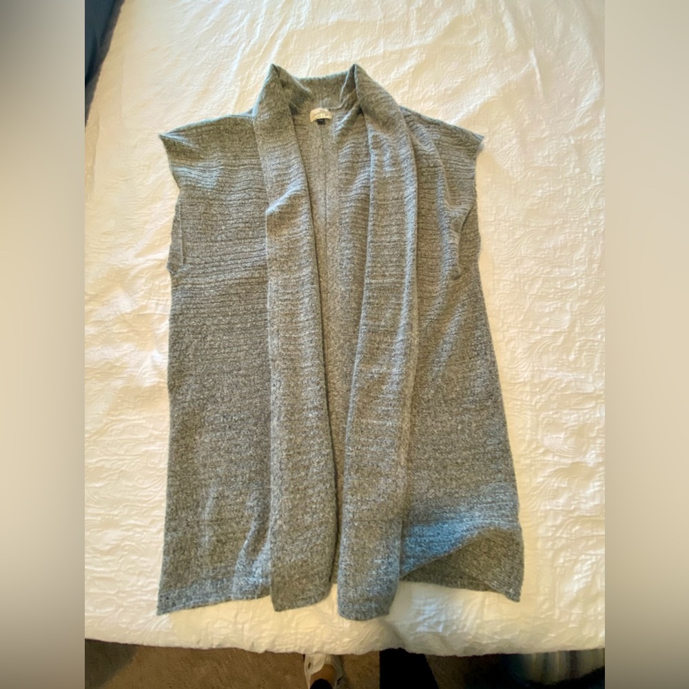 Universal Thread Gray Women's Sweater Vest One Size Fits Most
